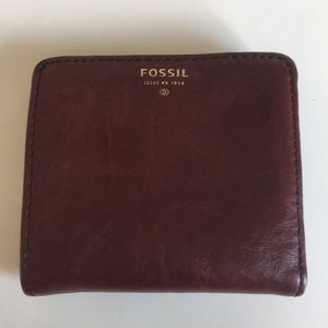 Fossil Sydney Raisin Small Single Fold Wallet